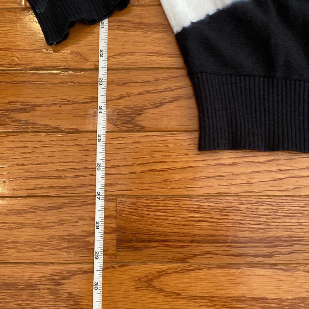 Faded Abstract Color Block Top - image 2